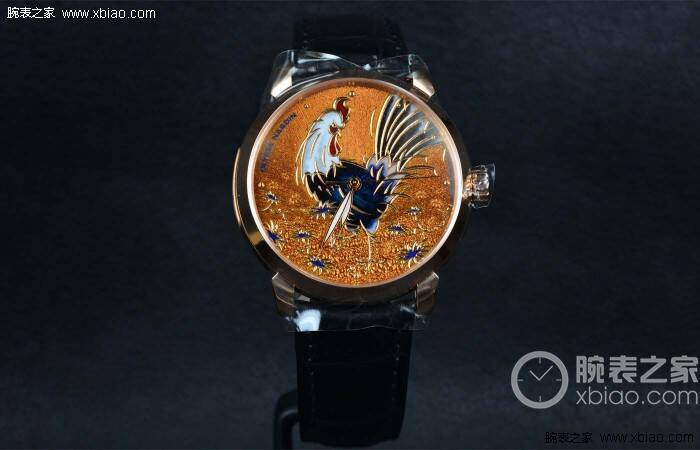 雅典 百年工艺 品鉴2017 SIHH 雅典内填珐琅鎏金金鸡腕表