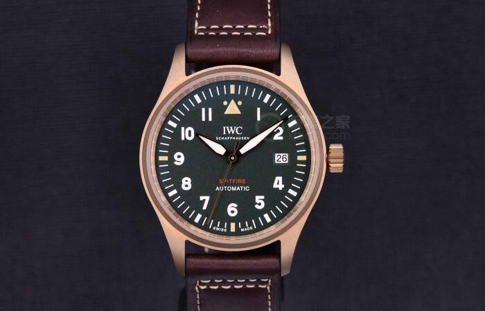 IWC万国表 万国爆款时计的诞生 4万左右、自产机芯还是青铜表