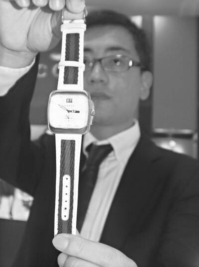 Gucci_GUCCI控必备的首饰腕表