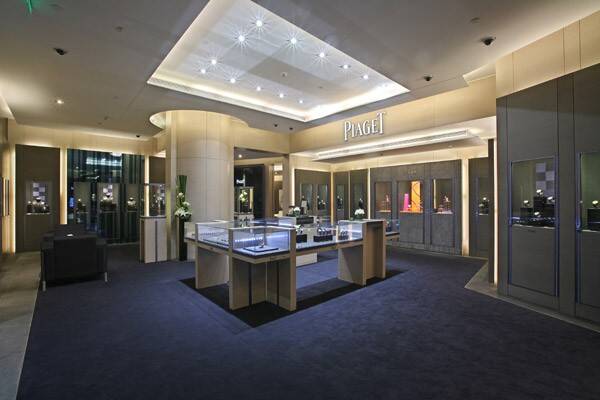 伯爵_伯爵腕表上海国金中心店闪耀开幕